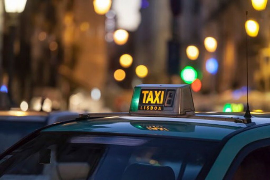 The Environmental Impact of Taxis in Portugal: Challenges and Sustainable Solutions