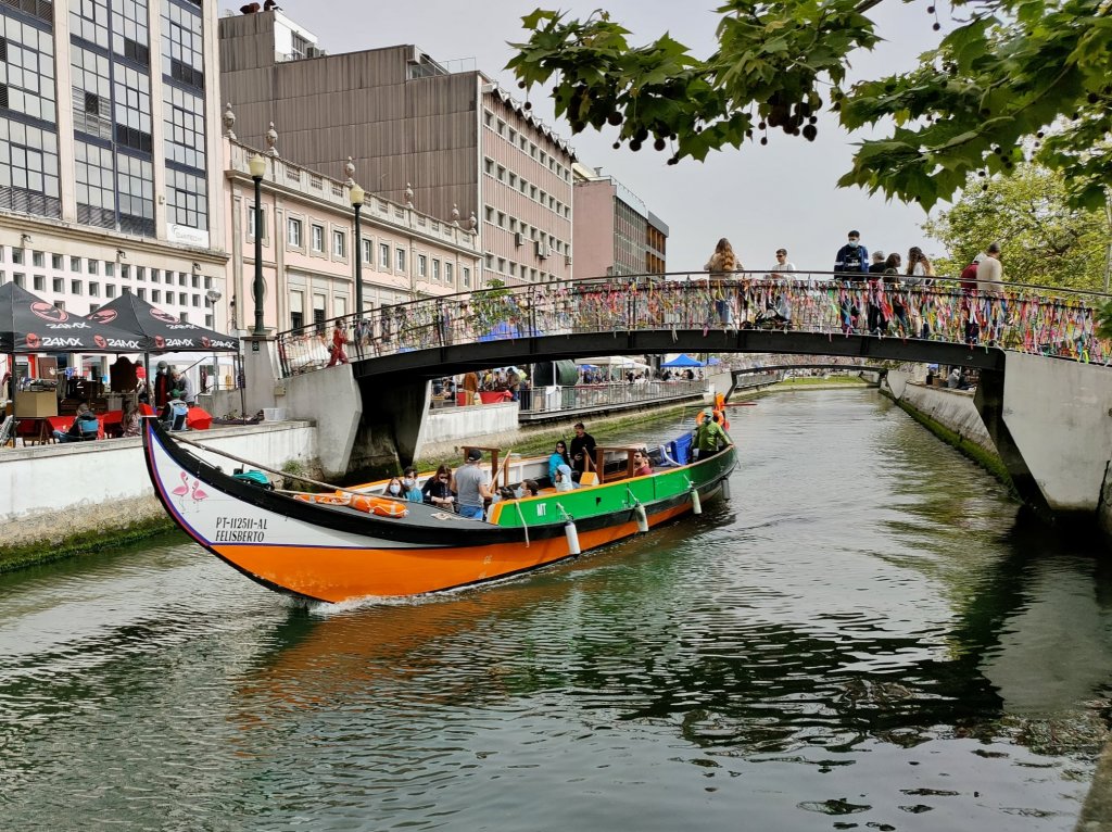 Taxis in Aveiro: Efficient Mobility in the Venice of Portugal