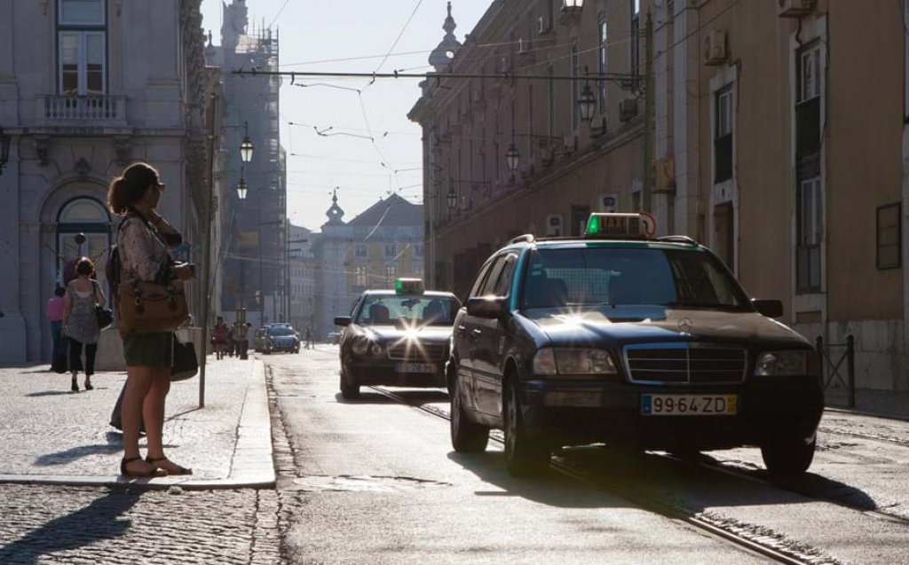 Advantages of Using Taxis in Beja: Mobility and Comfort